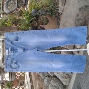 Men's jeans loose waste 38-32 100% cotton brand is Hammonds